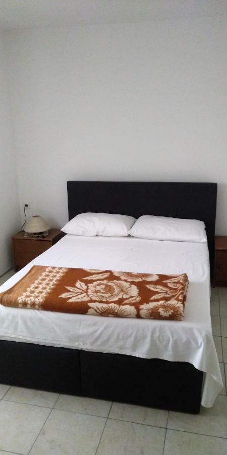 Apartman Pave & Ilija Jr Lopar Ngoại thất bức ảnh